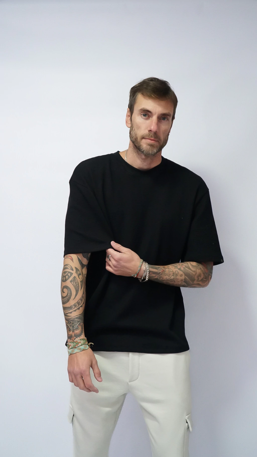 REMERA BÁSICA OVERSIZE